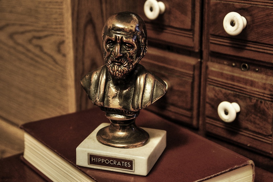 hippocrates-5564510_960_720