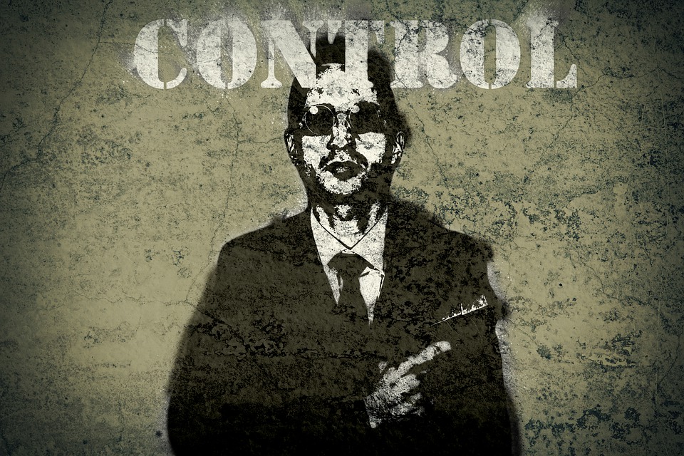 control-4606039_960_720