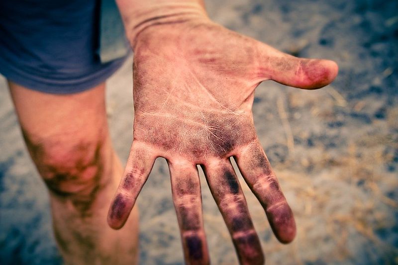 hand-3588162_960_720