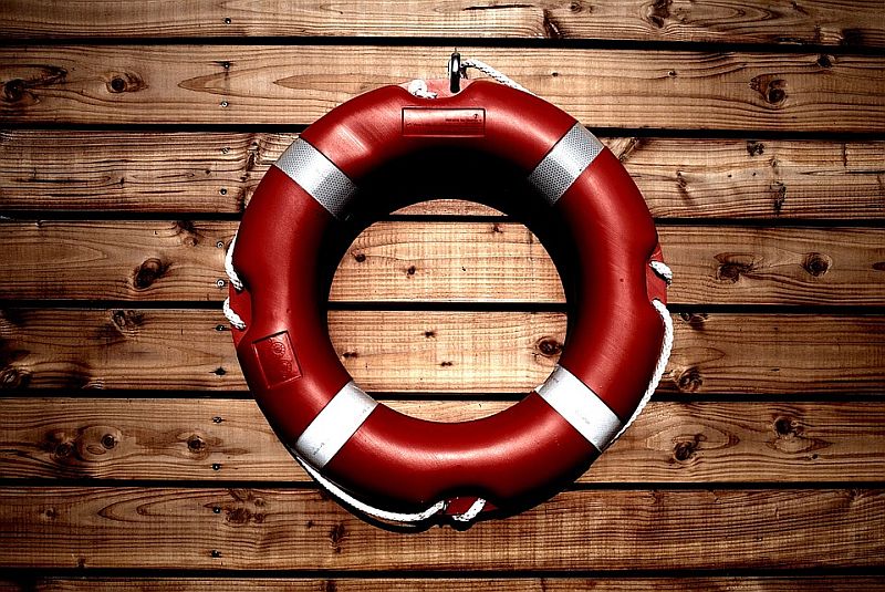 lifesaver-933560_960_720