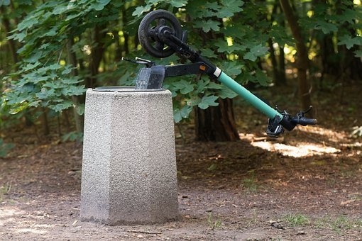 electric-scooter-6701836__340