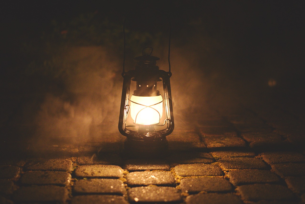 lamp-2903830_1280