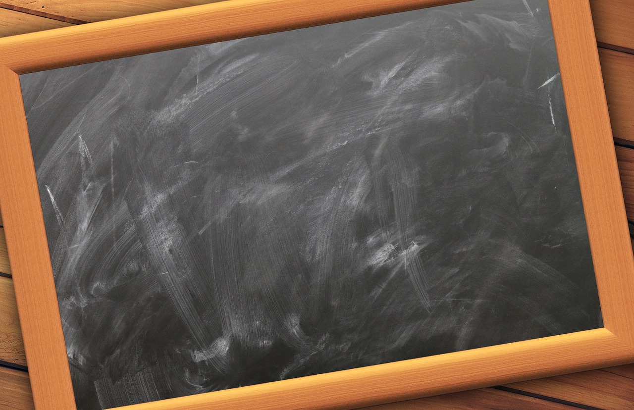 school-916678_1280