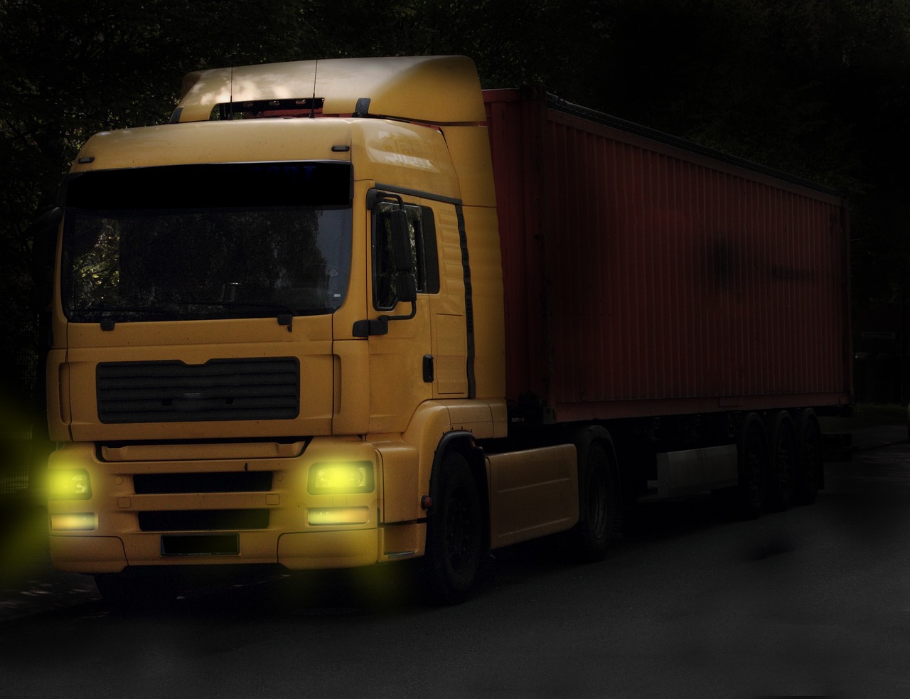 truck-333249_1280