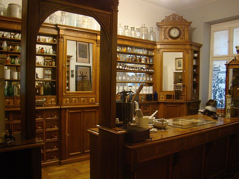 Sala Apteczna – Muzeum Historii Miasta Zduńska Wola. Fot. Pola Neis