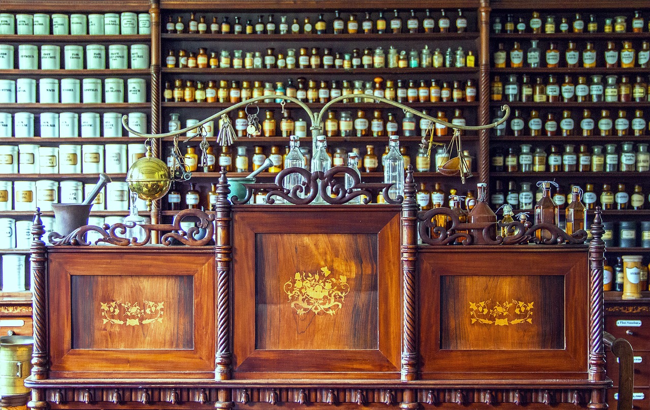 pharmacy-1507122_1280