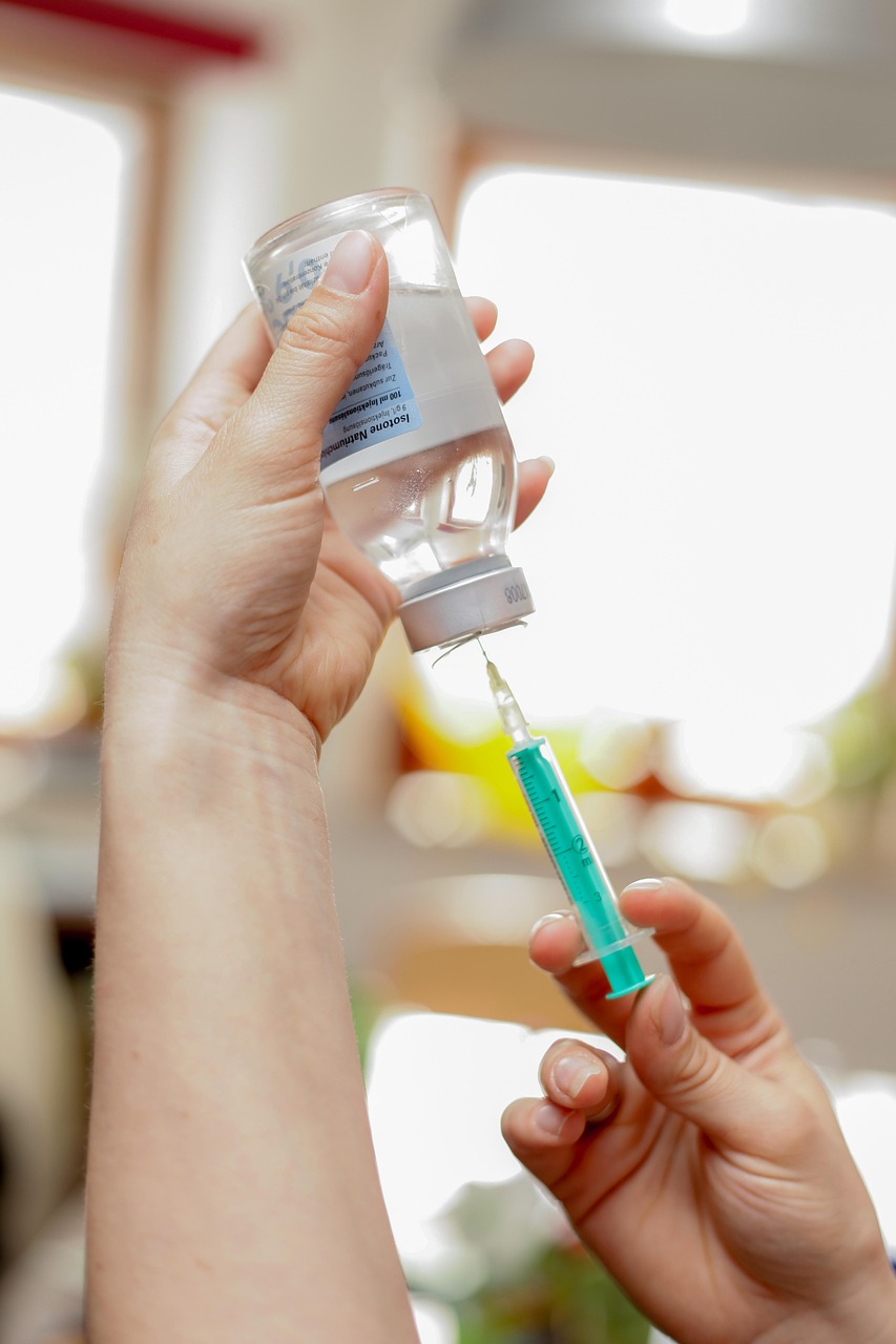 vaccination-2725065_1280