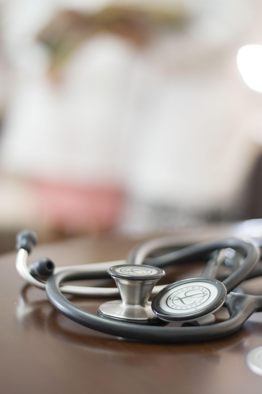 doctor-2568476_1280