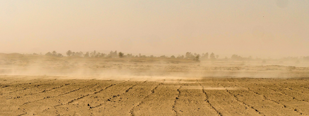 sandstorm-3642893_1280